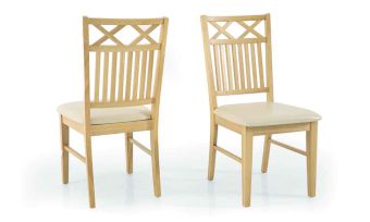 כיסא לפינת אוכל, כיסא ישיבה מעוצב במראה ניצחי, עץ אלון טבעי מלא, לבחירה 4, 6 או 8 כיסאות, מושב דמוי עור בגוון שמנת, דגם 'קואלה'