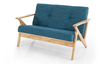 ספה מעוצבת קלאסית ונוחה, צדדים פתוחים, שלדת עץ מלא, בגוון כחול, דגם 'ספיר'