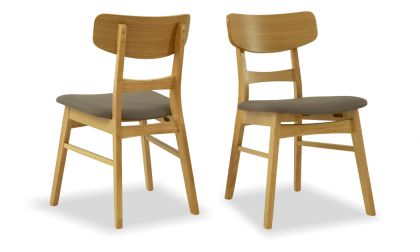 כיסא לפינת אוכל, כיסא ישיבה מעץ מלא, לבחירה 4, 6 או 8 כיסאות, ריפוד דמוי עור בגוון אפור, דגם 'פקאן'